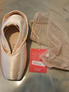 Virtisse Violette 7.5 5x Pointe Shoe